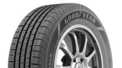 2025 Goodyear Reliant All-Season 225/65R17 102H All-Season Tire