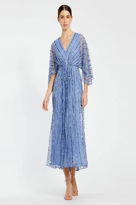 Refresh your wardrobe with stylish women’s outfits   Mac Duggal 93995