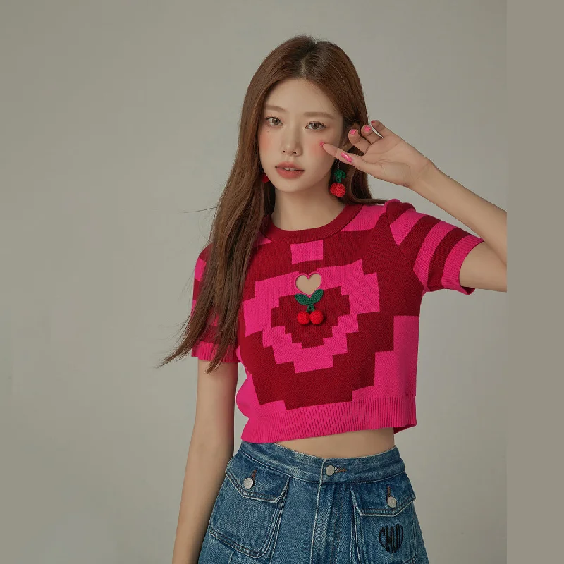 Affordable stylish women’s fashion collection Pixel Pattern Heart Cutout Color Knit Sweater Affordable stylish women’s fashion collection Pixel Pattern Heart Cutout Color Knit Sweater